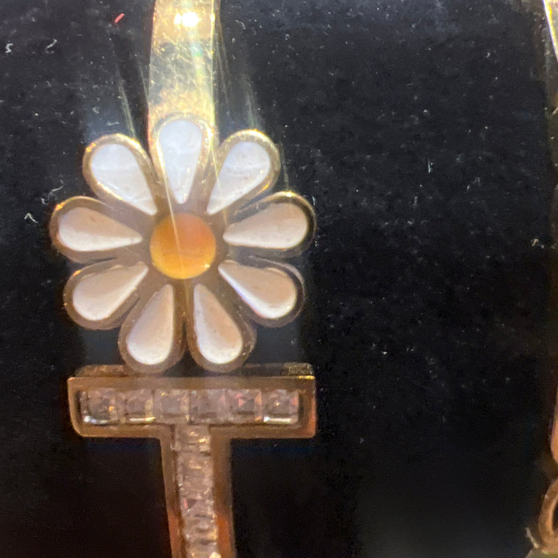 white flower handcuff