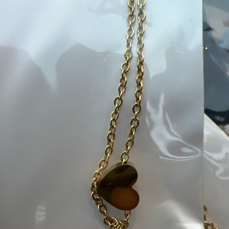 minimal heart charm necklace