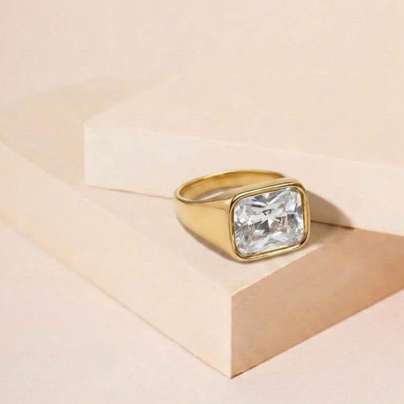 Stone Glam Ring