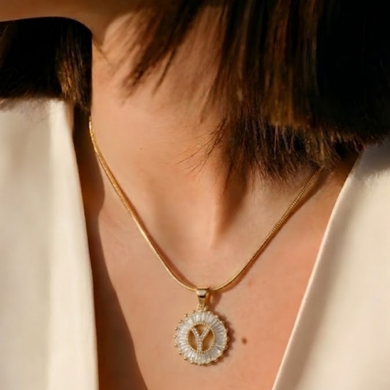 Initial Round Zirconia Hollow Letters Necklace - 18k Gold Plated