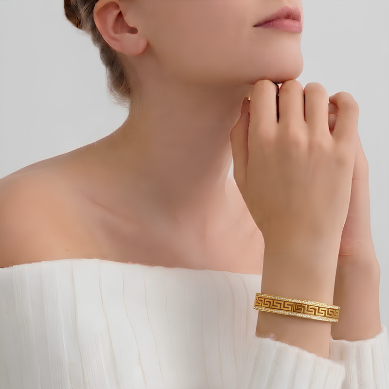 Crystal Stone Cutout Bangle