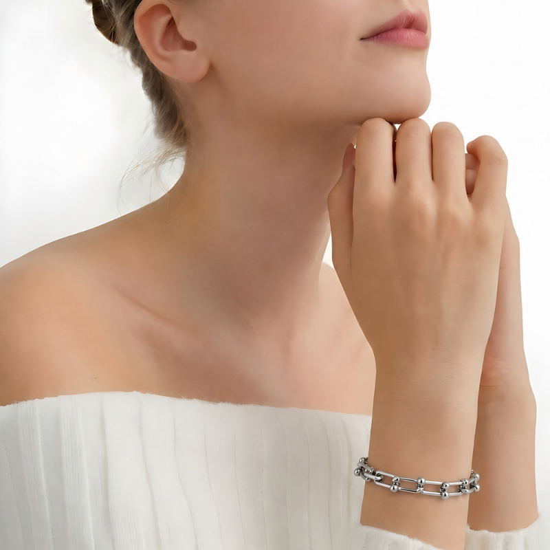 U-Link Chain Bracelet