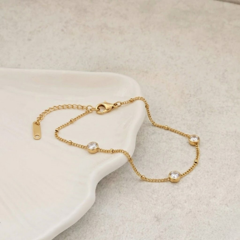 Bezel Stone Bracelet