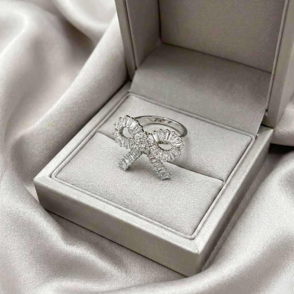 Pretty Bow Ring