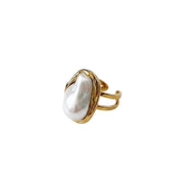 Luxe Pearl Ring